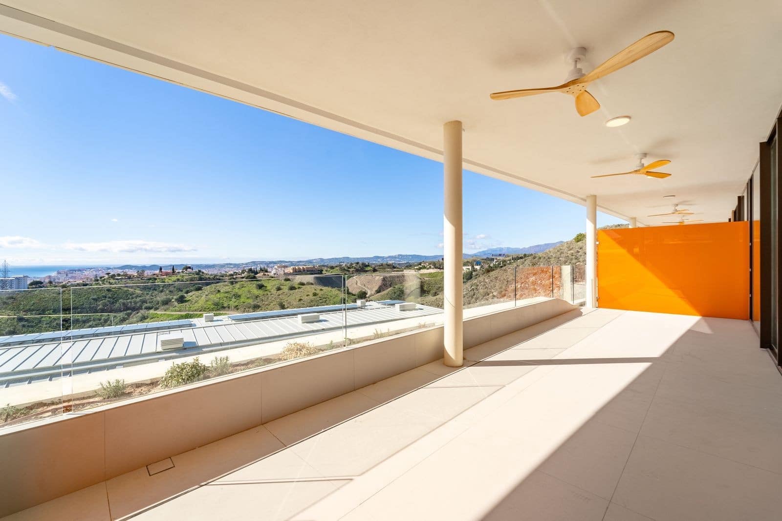 3 bedroom Apartment for sale in Fuengirola with pool garage - € 795,000 (Ref: 8961699)