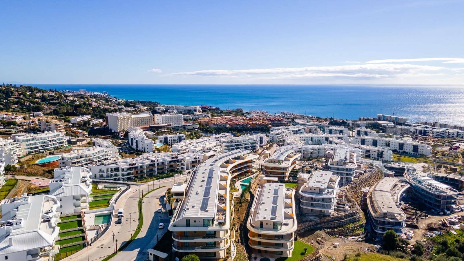 3 bedroom Apartment for sale in Fuengirola with pool garage - € 795,000 (Ref: 8961699)