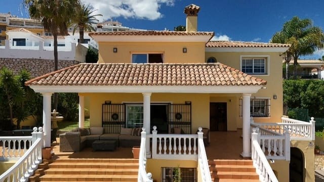 5 slaapkamer Villa te koop in La Cala de Mijas, Mijas met zwembad garage - € 1.795.000 (Ref: 8961700)
