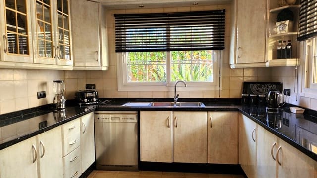 5 slaapkamer Villa te koop in La Cala de Mijas, Mijas met zwembad garage - € 1.795.000 (Ref: 8961700)