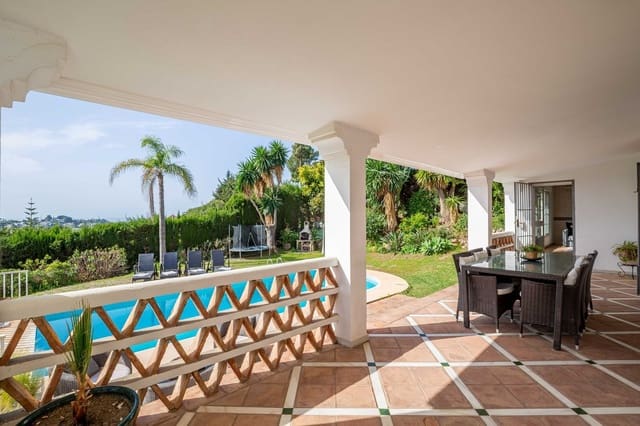 5 Zimmer Villa zu verkaufen in Benahavís mit Pool Garage - 1.750.000 € (Ref: 8961703)