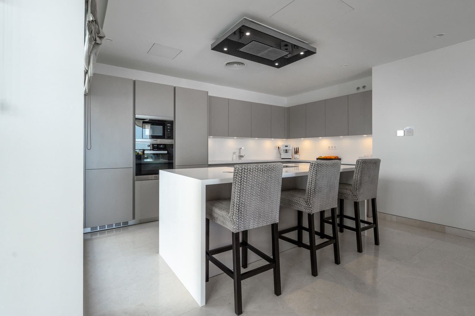 5 sovrum Villa till salu i Benahavis med pool garage - 4 995 000 € (Ref: 8968431)