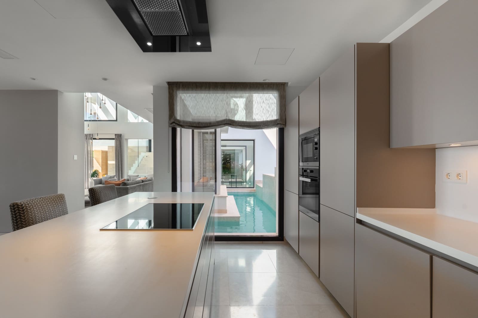 5 sovrum Villa till salu i Benahavis med pool garage - 4 995 000 € (Ref: 8968431)