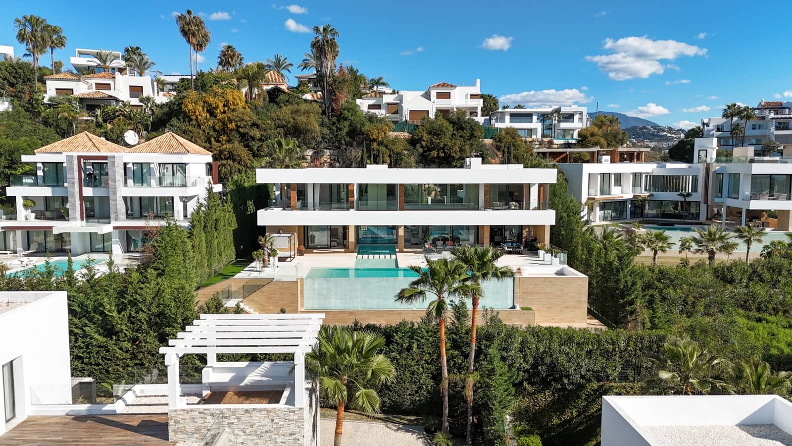 5 sovrum Villa till salu i Benahavis med pool garage - 4 995 000 € (Ref: 8968431)