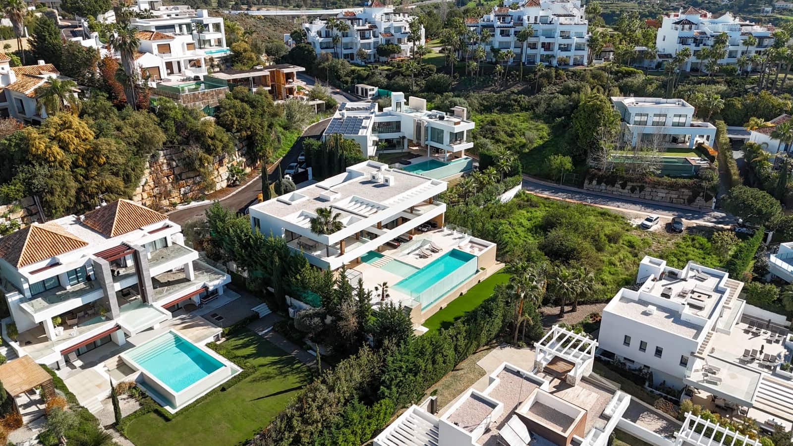 5 sovrum Villa till salu i Benahavis med pool garage - 4 995 000 € (Ref: 8968431)