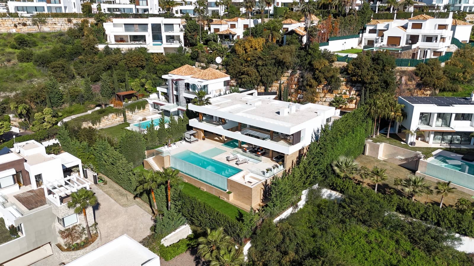 5 sovrum Villa till salu i Benahavis med pool garage - 4 995 000 € (Ref: 8968431)