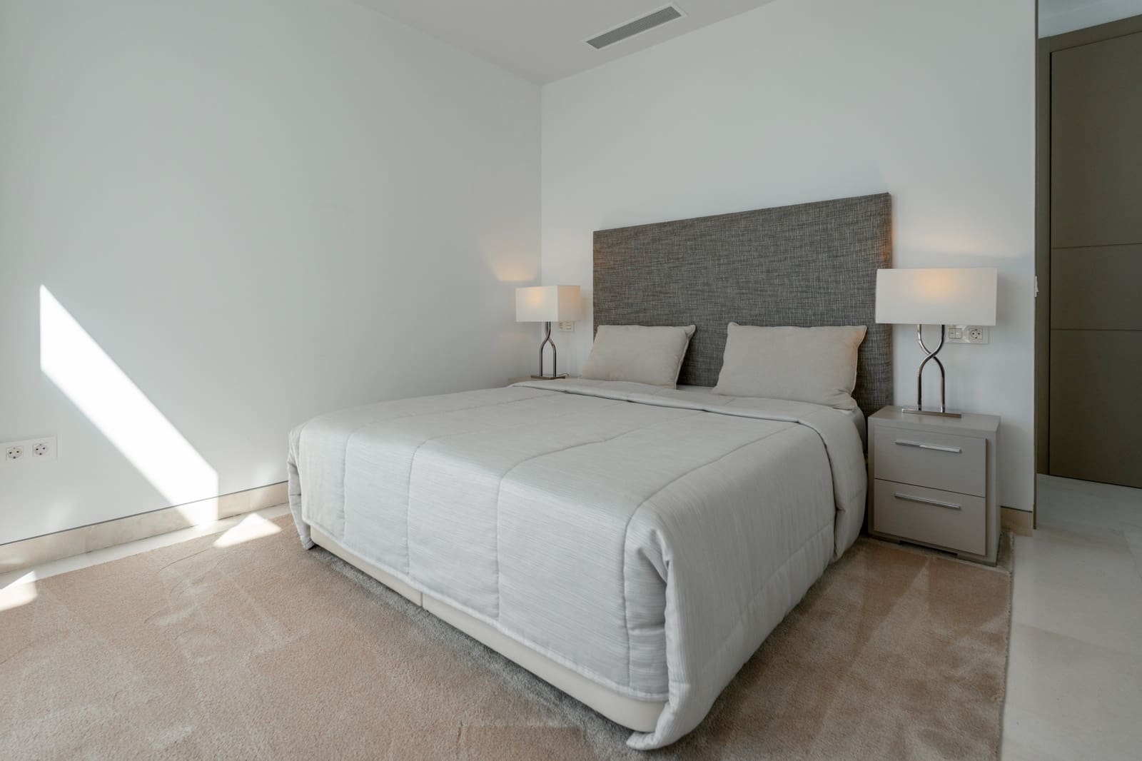 5 sovrum Villa till salu i Benahavis med pool garage - 4 995 000 € (Ref: 8968431)