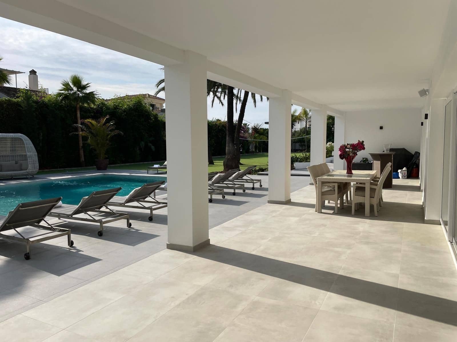 Chalet de 10 habitaciones en Benahavís en venta con piscina garaje - 4.200.000 € (Ref: 8970479)