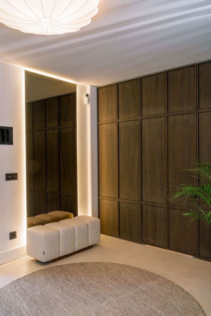 5 bedroom Villa for sale in Nueva Andalucia with pool garage - € 4,850,000 (Ref: 8970481)