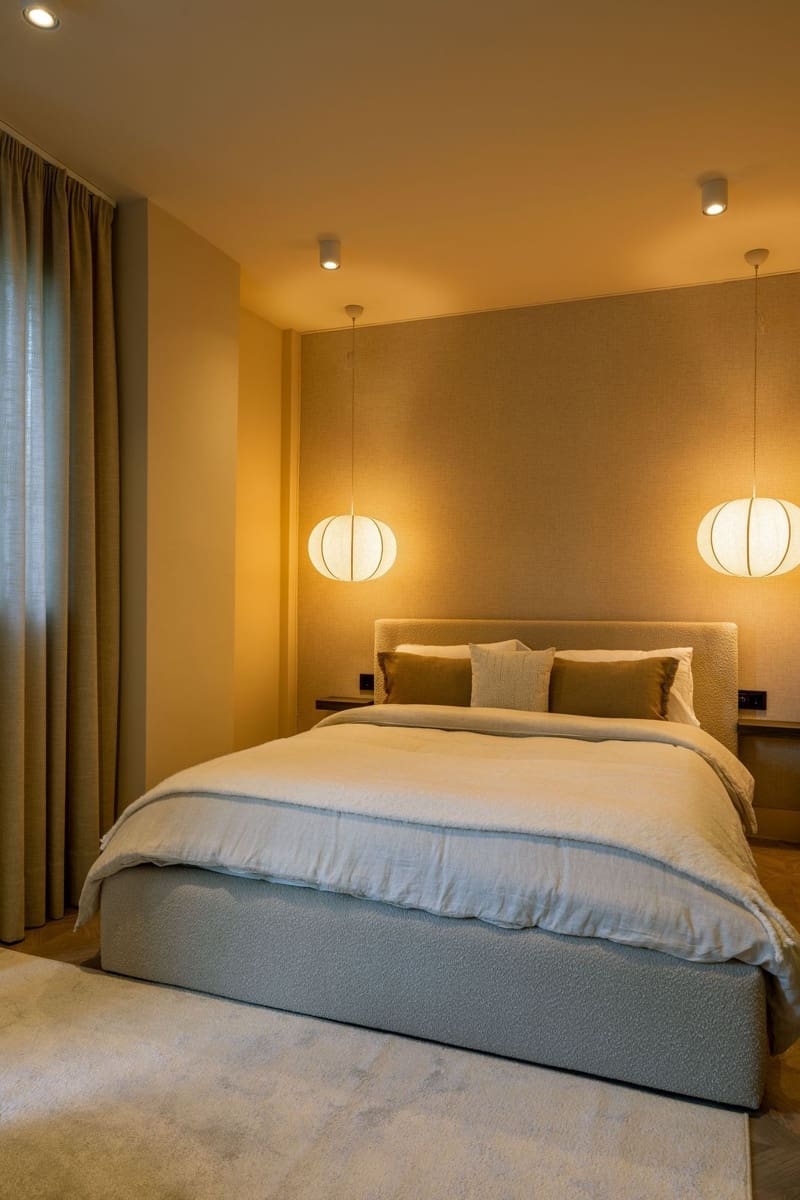 5 bedroom Villa for sale in Nueva Andalucia with pool garage - € 4,850,000 (Ref: 8970481)