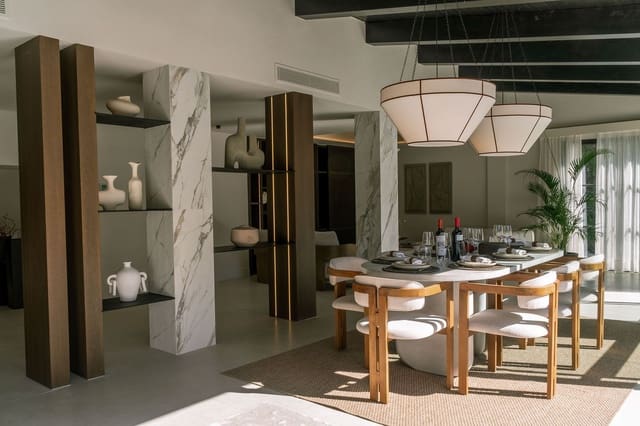 5 sovrum Villa till salu i Nueva Andalucia, Marbella med pool garage - 4 850 000 € (Ref: 8970481)