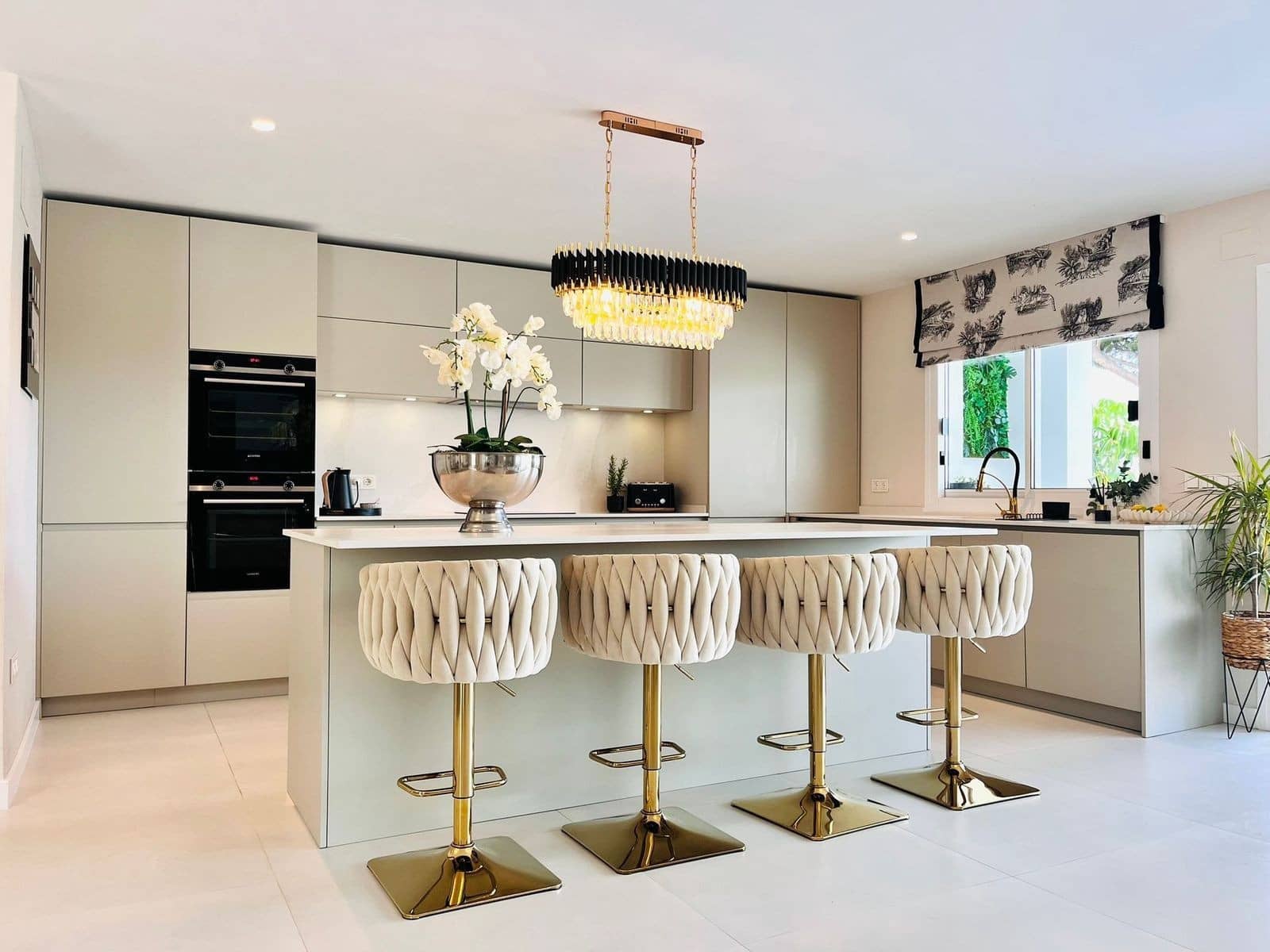 Chalet de 4 habitaciones en La Cala de Mijas en venta con piscina garaje - 1.975.000 € (Ref: 8976251)