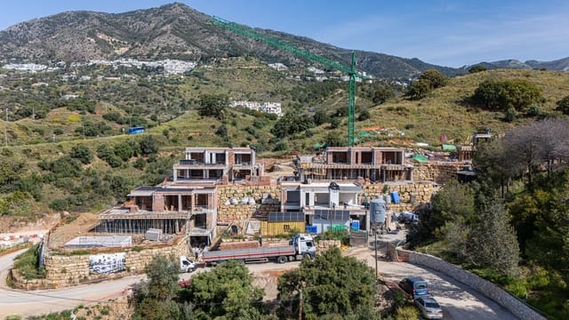 4 sovrum Villa till salu i Mijas med pool - 2 050 000 € (Ref: 8979258)