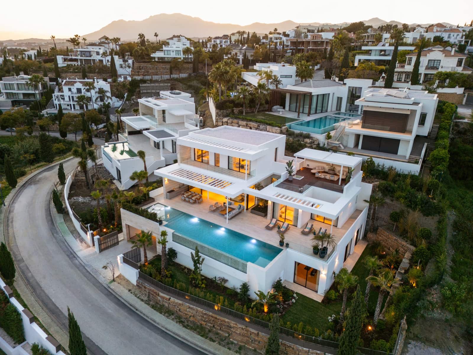 6 bedroom Villa for sale in Los Flamingos with pool garage - € 5,750,000 (Ref: 8982442)