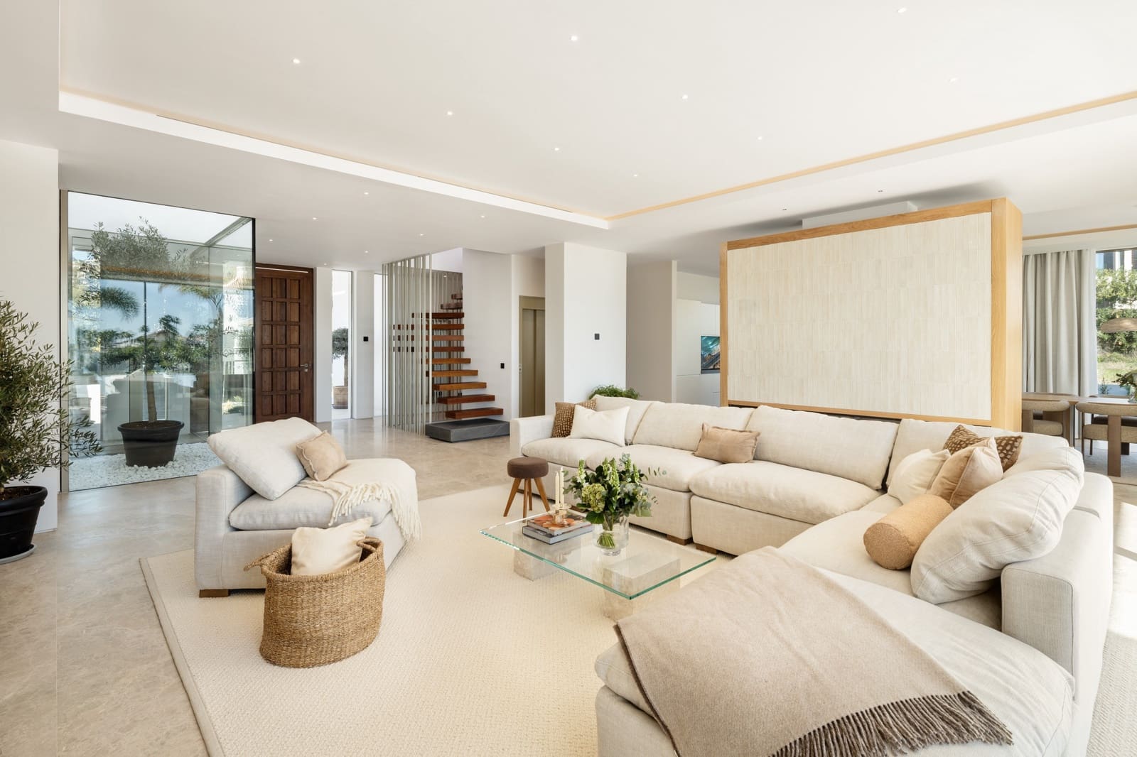 6 sypialnia Willa na sprzedaż w Marbella z basenem garażem - 10 950 000 € (Ref: 8988314)