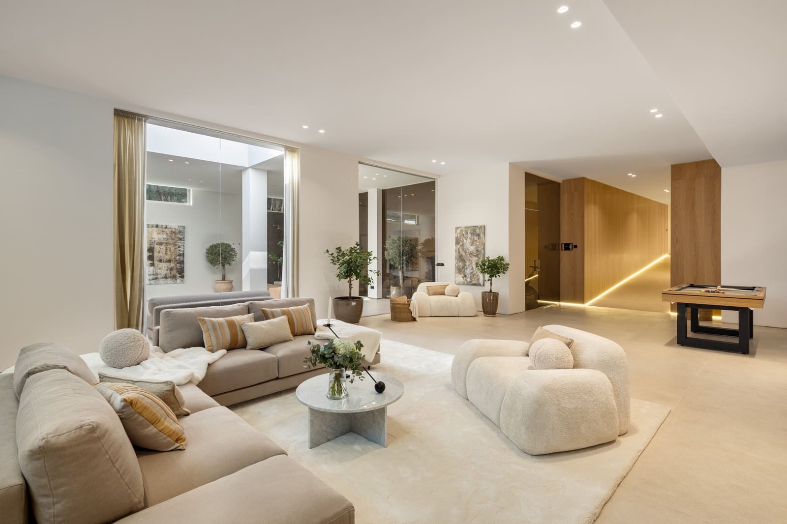 6 sypialnia Willa na sprzedaż w Marbella z basenem garażem - 10 950 000 € (Ref: 8988314)