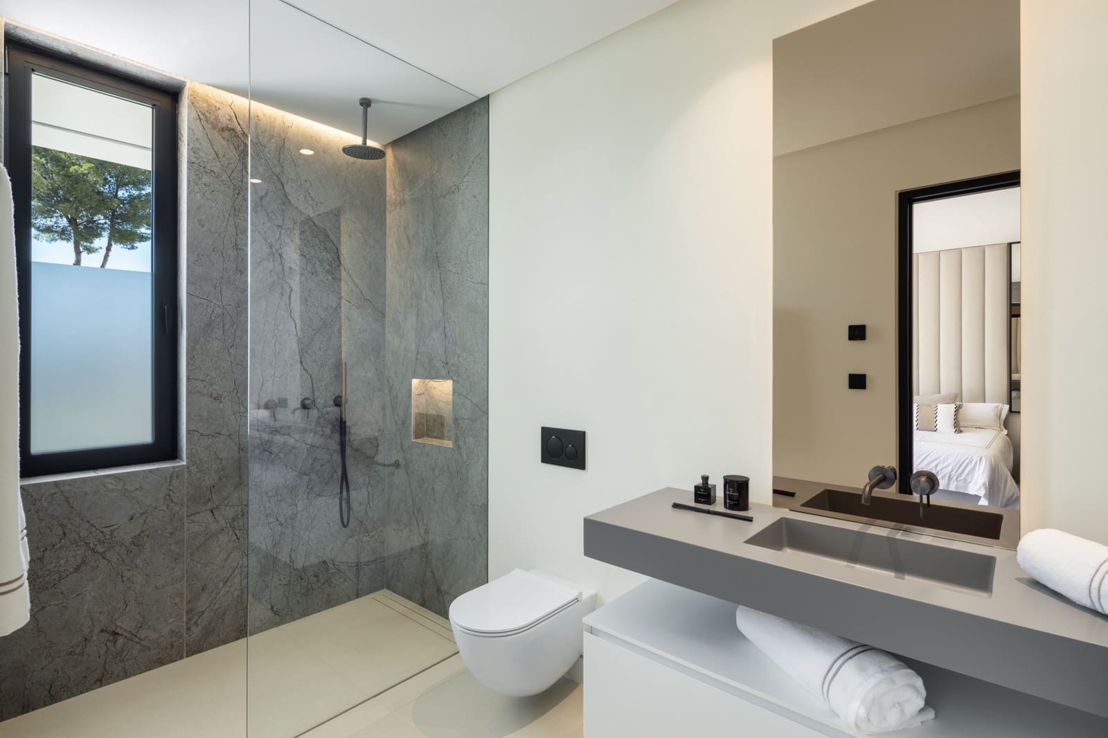 6 slaapkamer Villa te koop in Marbella met zwembad garage - € 8.500.000 (Ref: 8992495)