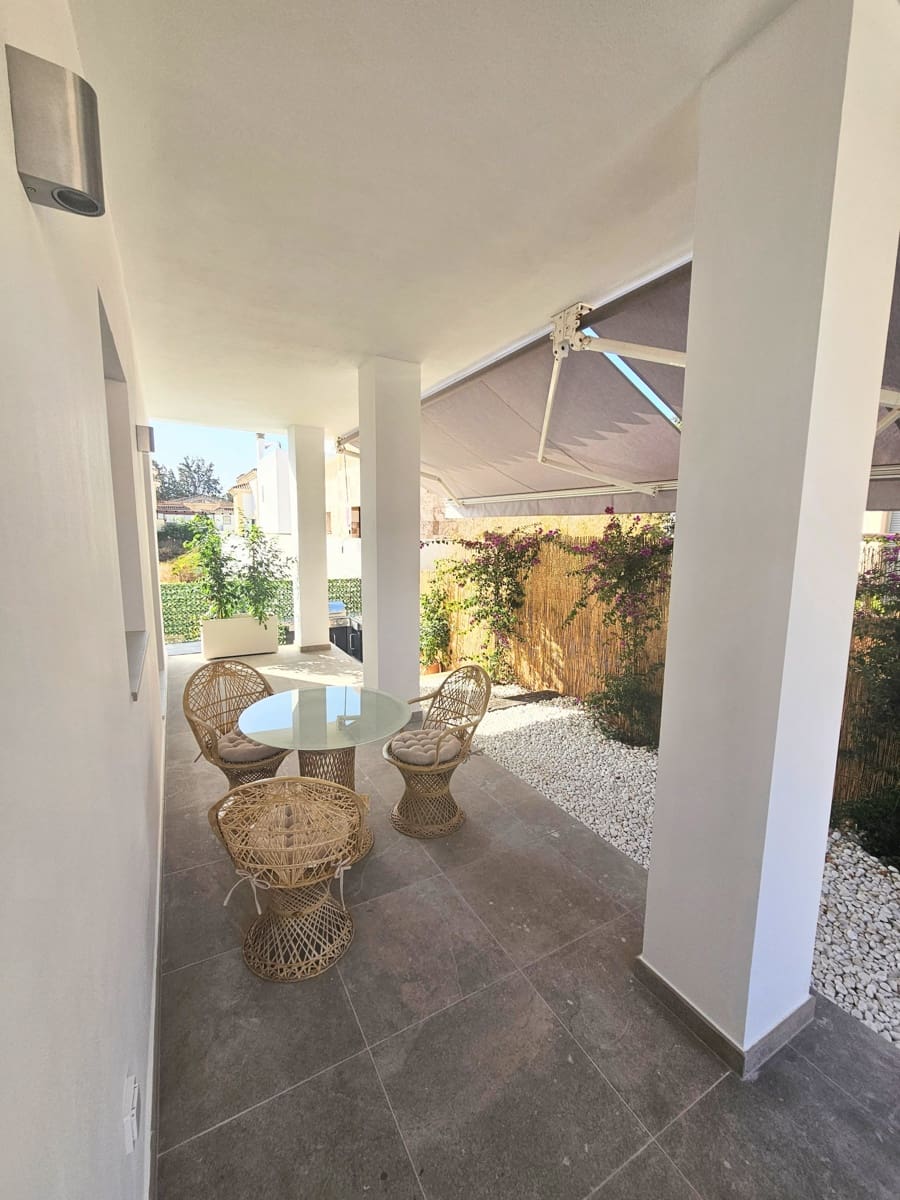 Chalet de 5 habitaciones en La Cala de Mijas en venta con piscina garaje - 1.590.000 € (Ref: 8992497)