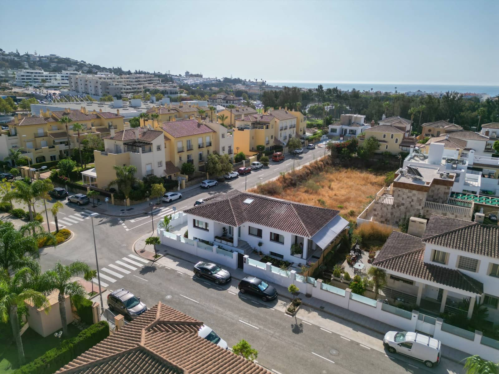 Chalet de 5 habitaciones en La Cala de Mijas en venta con piscina garaje - 1.590.000 € (Ref: 8992497)