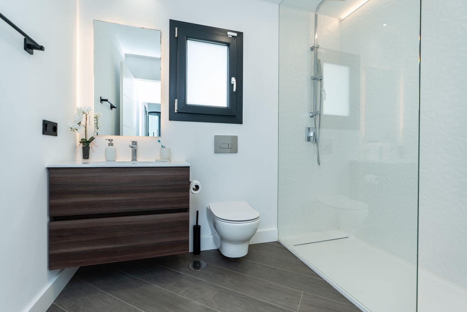 4 bedroom Villa for sale in Mijas Costa with pool garage - € 1,150,000 (Ref: 9001110)