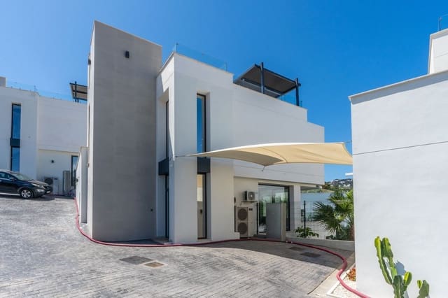 4 slaapkamer Villa te koop in Mijas Costa, Mijas met zwembad garage - € 1.150.000 (Ref: 9001110)