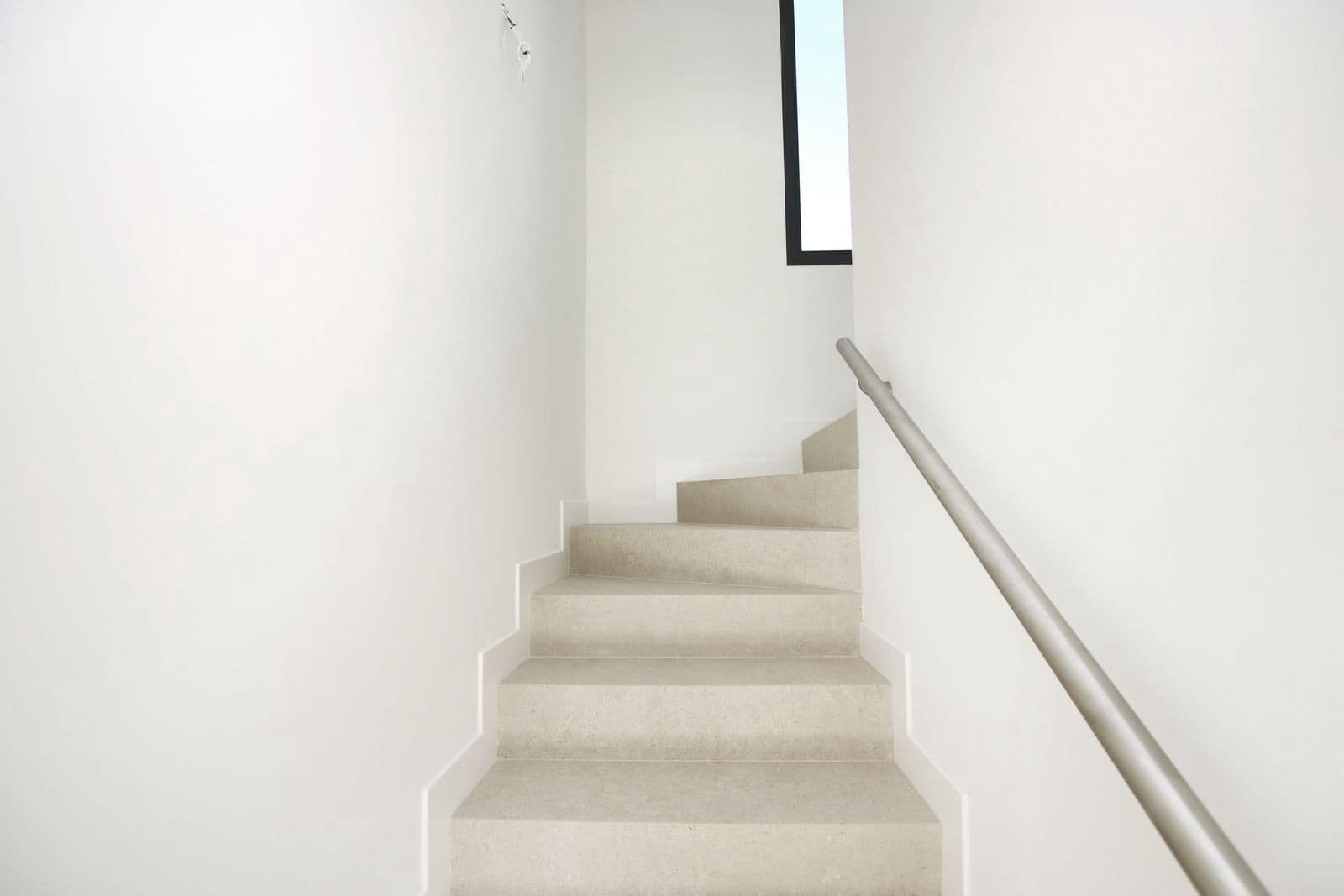 4 bedroom Villa for sale in Marbella with pool garage - € 2,300,000 (Ref: 9001113)