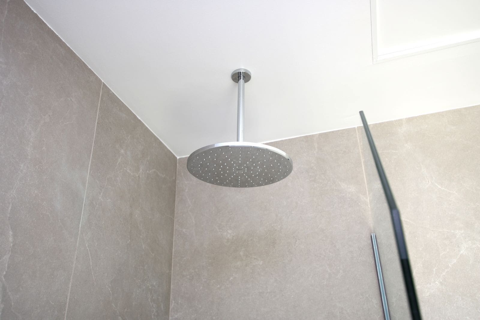 4 bedroom Villa for sale in Marbella with pool garage - € 2,300,000 (Ref: 9001113)