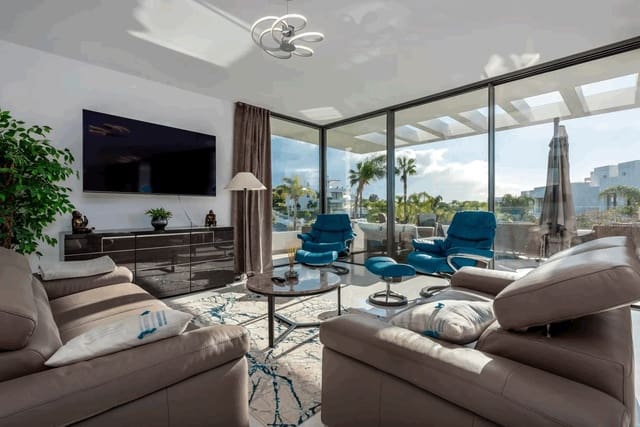 3 slaapkamer Penthouse te koop in Atalaya-Isdabe, Estepona met zwembad garage - € 1.195.000 (Ref: 9001115)
