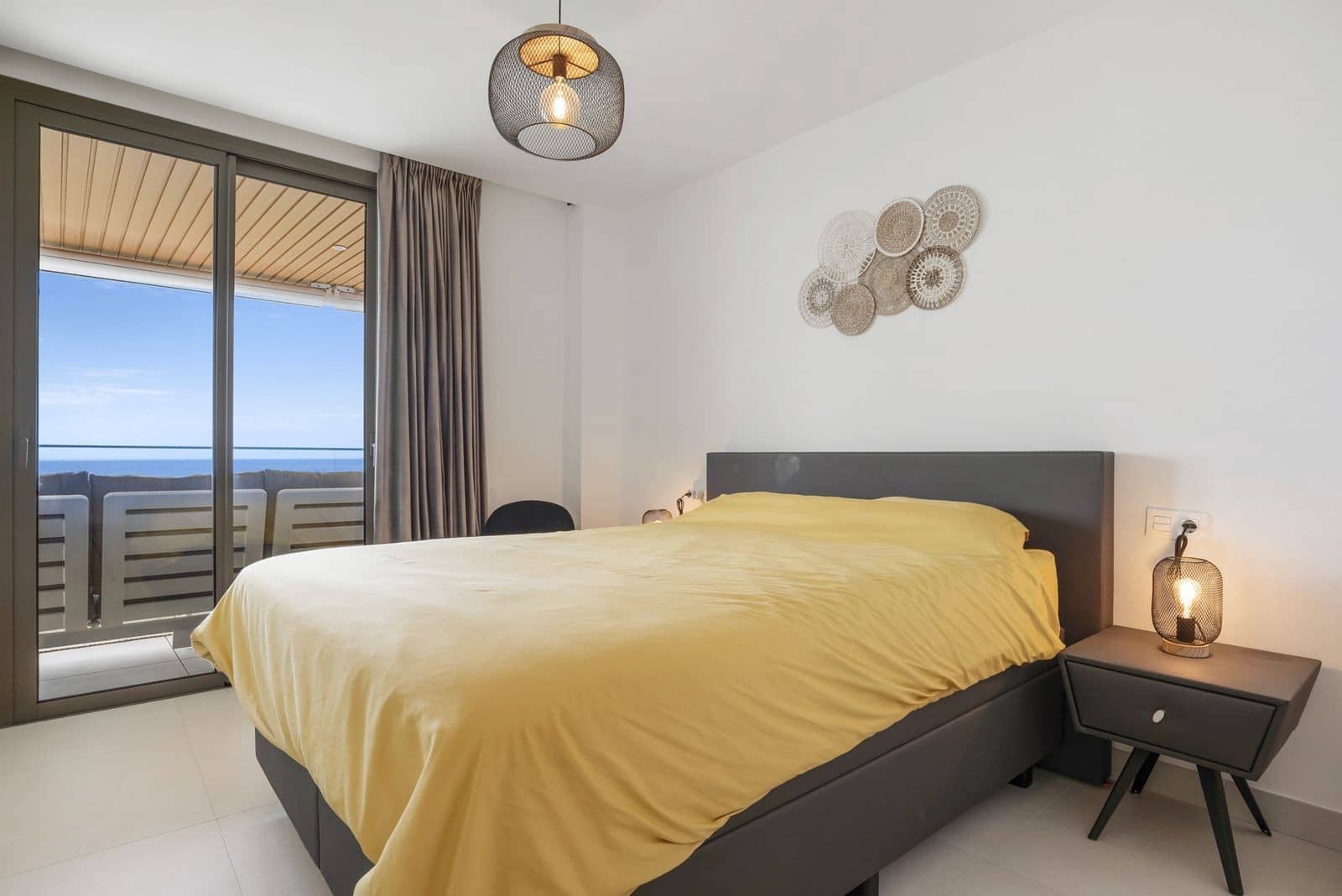 2 bedroom Apartment for sale in La Cala de Mijas with pool garage - € 675,000 (Ref: 9003117)