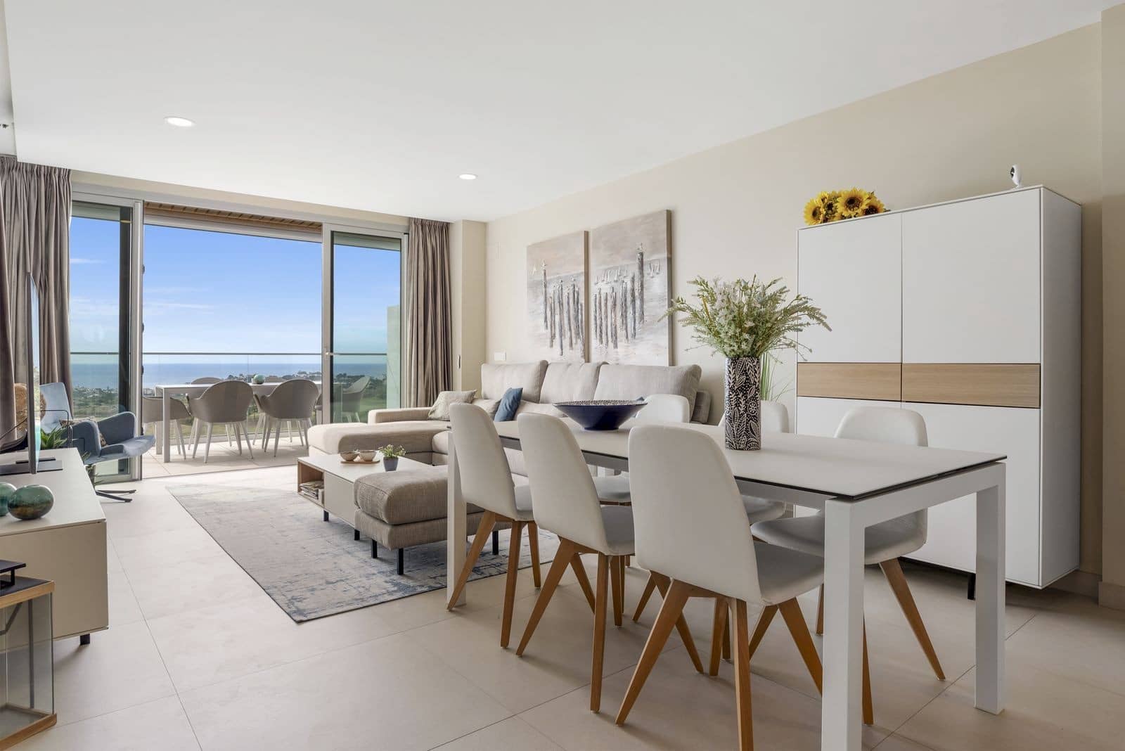 2 bedroom Apartment for sale in La Cala de Mijas with pool garage - € 675,000 (Ref: 9003117)