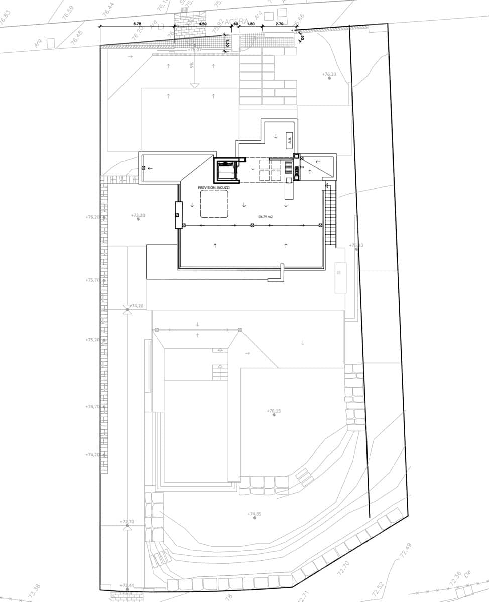 Chalet de 5 habitaciones en Nueva Andalucia en venta con piscina garaje - 4.500.000 € (Ref: 9005015)