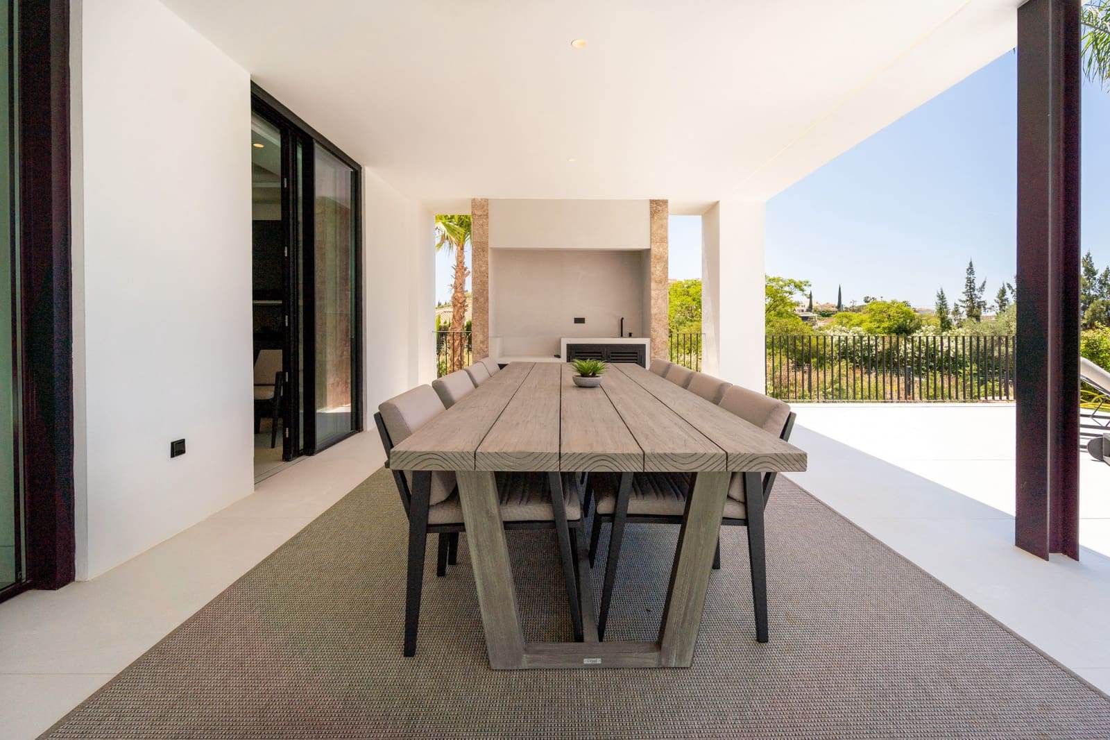 Chalet de 5 habitaciones en Nueva Andalucia en venta con piscina garaje - 4.500.000 € (Ref: 9005015)