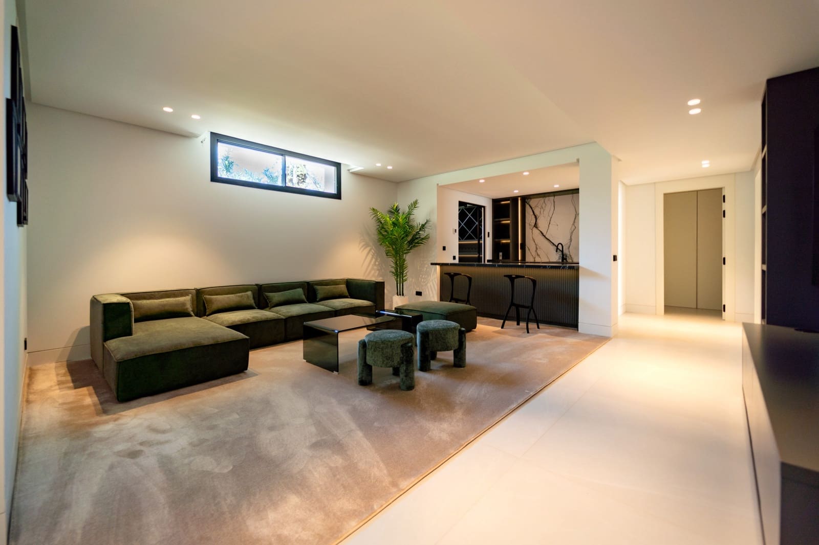 Chalet de 5 habitaciones en Nueva Andalucia en venta con piscina garaje - 4.500.000 € (Ref: 9005015)