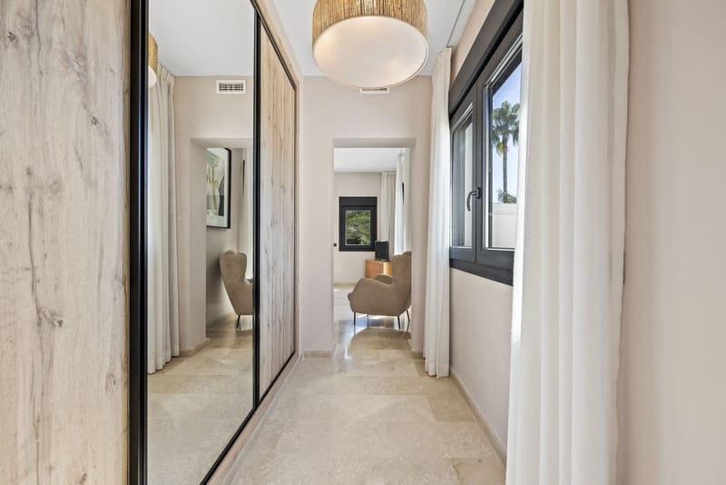 Moradia para venda em El Paraiso - 1 998 000 € (Ref: 9042387)