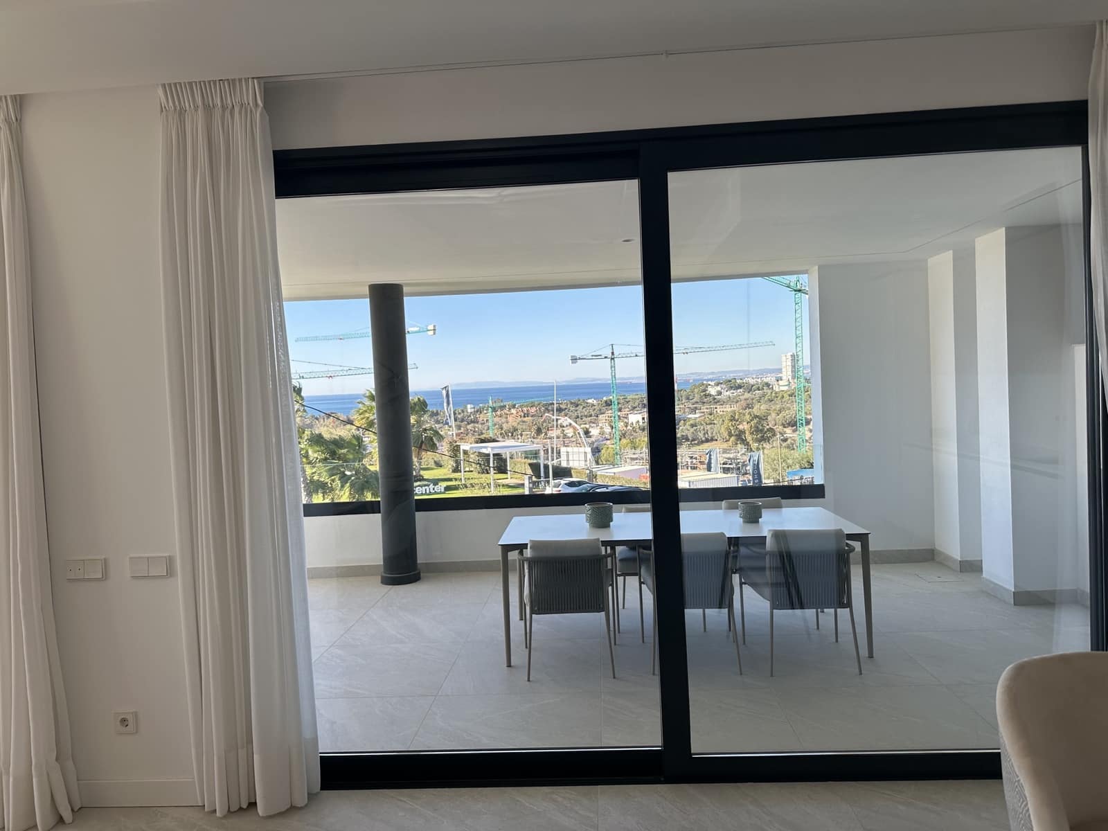 3 bedroom Apartment for sale in Marbella with pool garage - € 1,595,000 (Ref: 9042400)