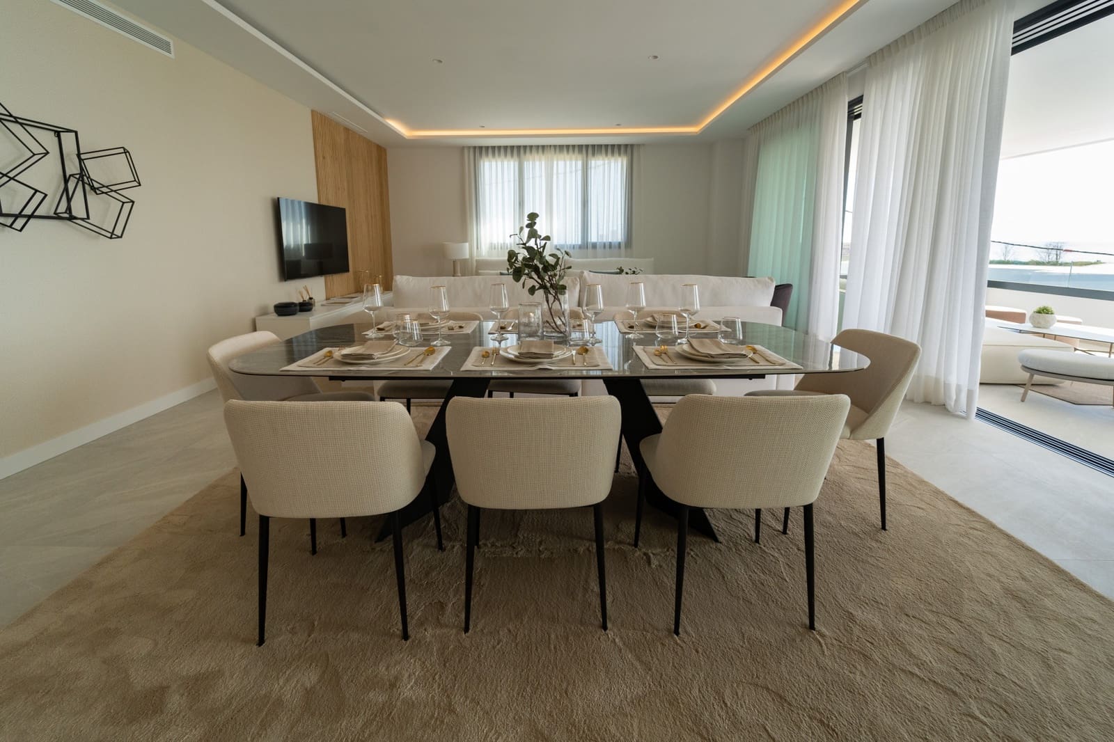 3 bedroom Apartment for sale in Marbella with pool garage - € 1,595,000 (Ref: 9042400)