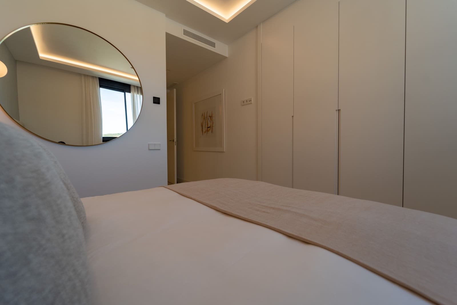 3 bedroom Apartment for sale in Marbella with pool garage - € 1,595,000 (Ref: 9042400)