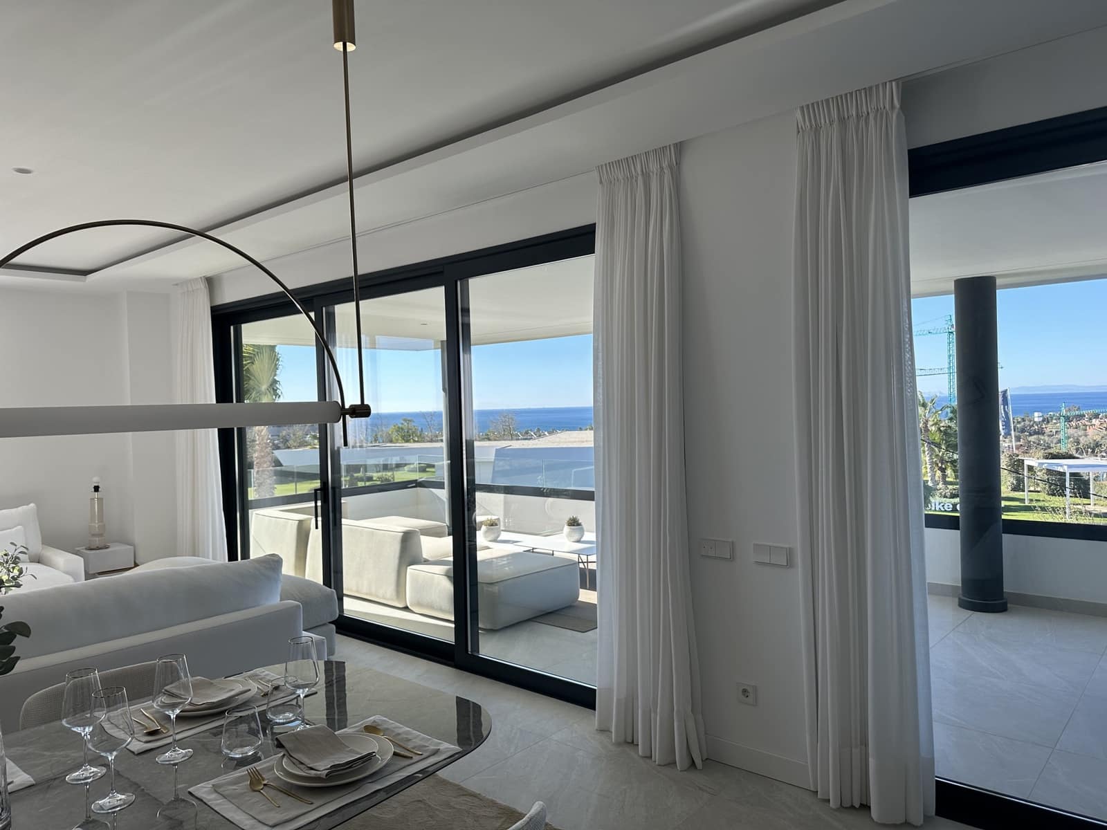 3 bedroom Apartment for sale in Marbella with pool garage - € 1,595,000 (Ref: 9042400)