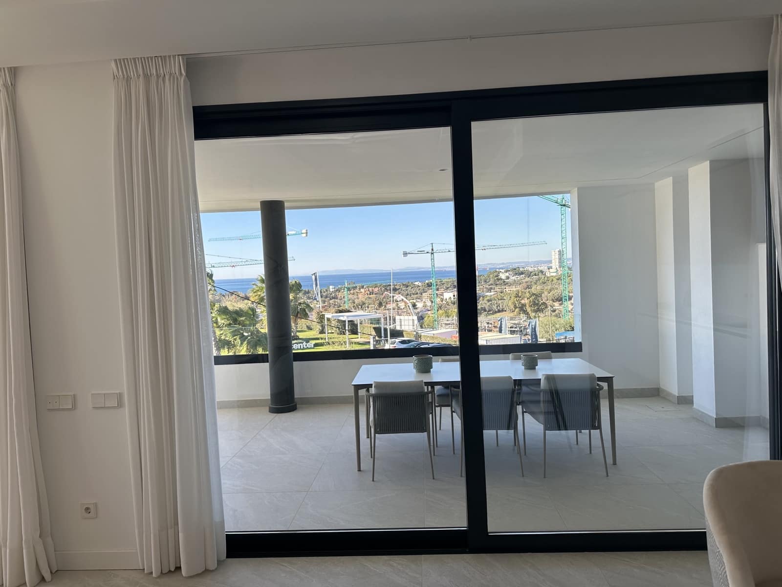 3 chambre Appartement à vendre à Marbella avec piscine garage - 1 595 000 € (Ref: 9042400)