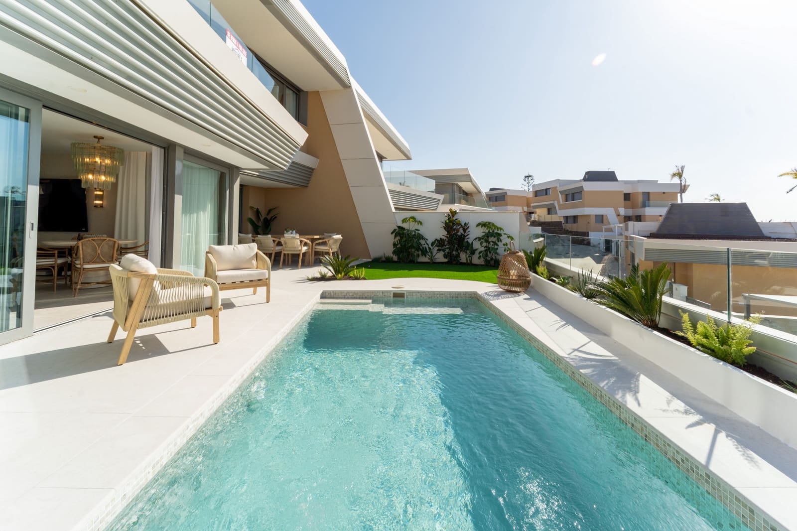 4 sovrum Semi-fristående Villa till salu i Mijas Costa med pool garage - 1 400 000 € (Ref: 9089873)