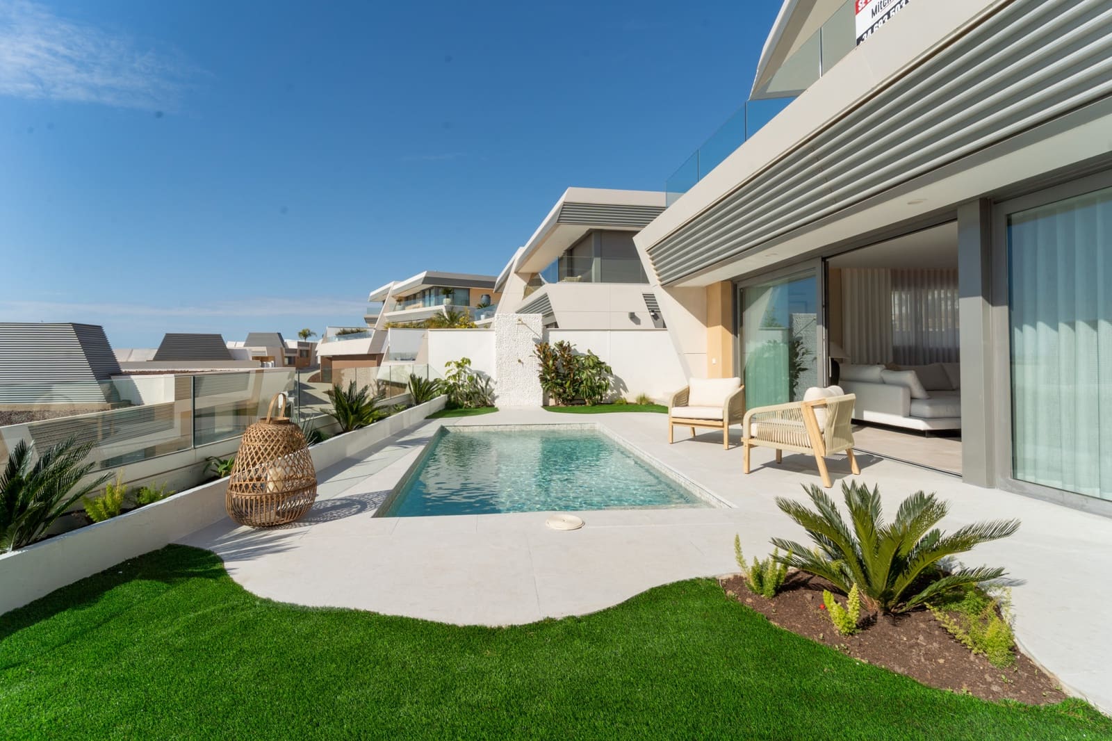 4 sovrum Semi-fristående Villa till salu i Mijas Costa med pool garage - 1 400 000 € (Ref: 9089873)