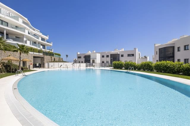 3 sovrum Lägenhet till salu i Carvajal, Fuengirola med pool garage - 800 000 € (Ref: 9089884)