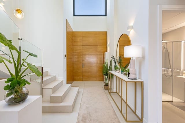 5 sovrum Villa till salu i Marbella med pool garage - 1 995 000 € (Ref: 9099208)