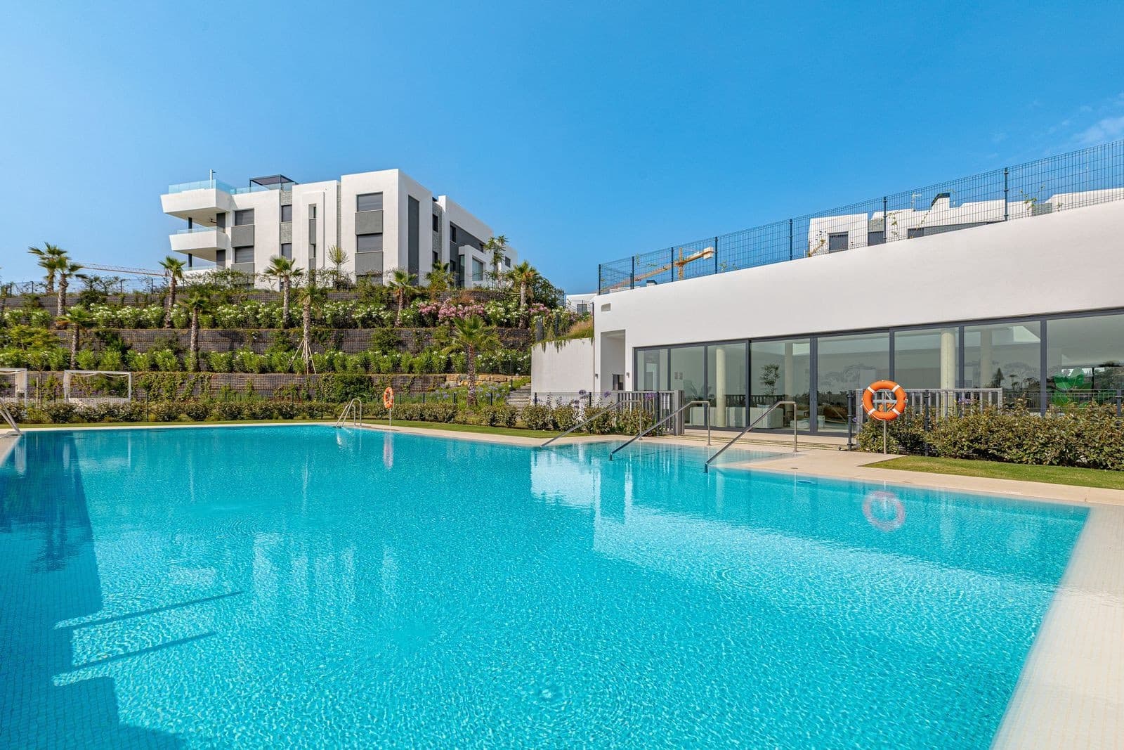 5 bedroom Villa for sale in Marbella with pool garage - € 1,995,000 (Ref: 9099208)