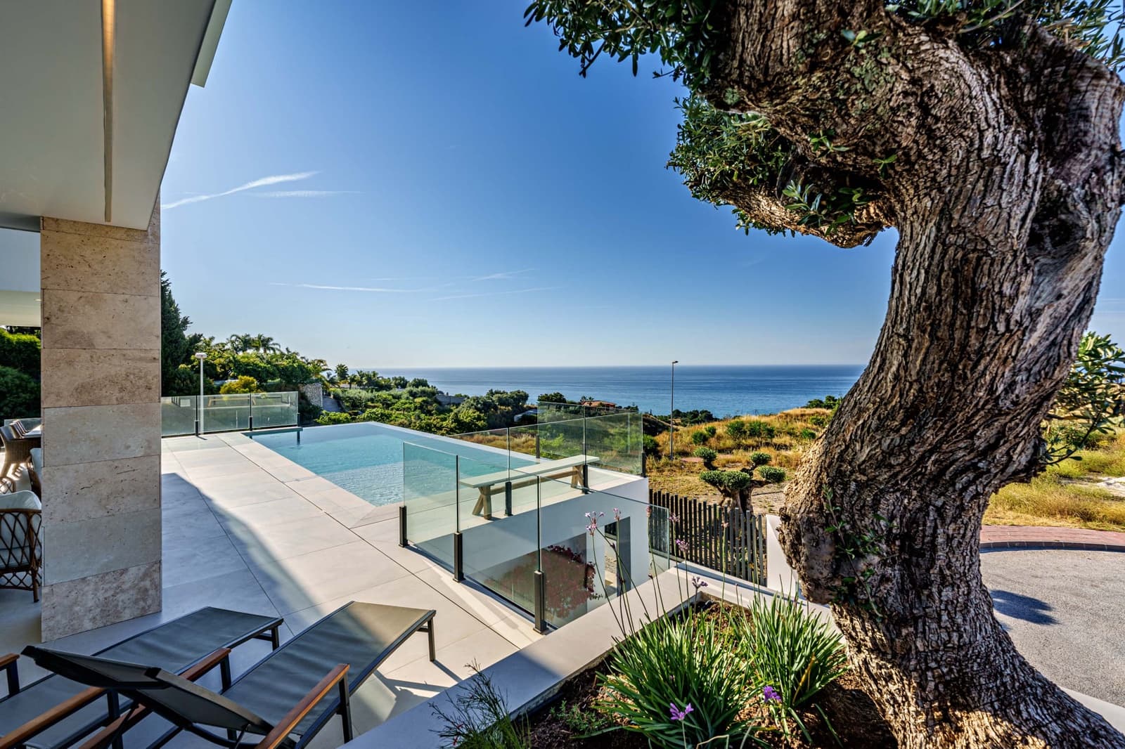 4 soverom Villa til salgs i Benalmadena Costa med svømmebasseng garasje - € 2 600 000 (Ref: 9100818)