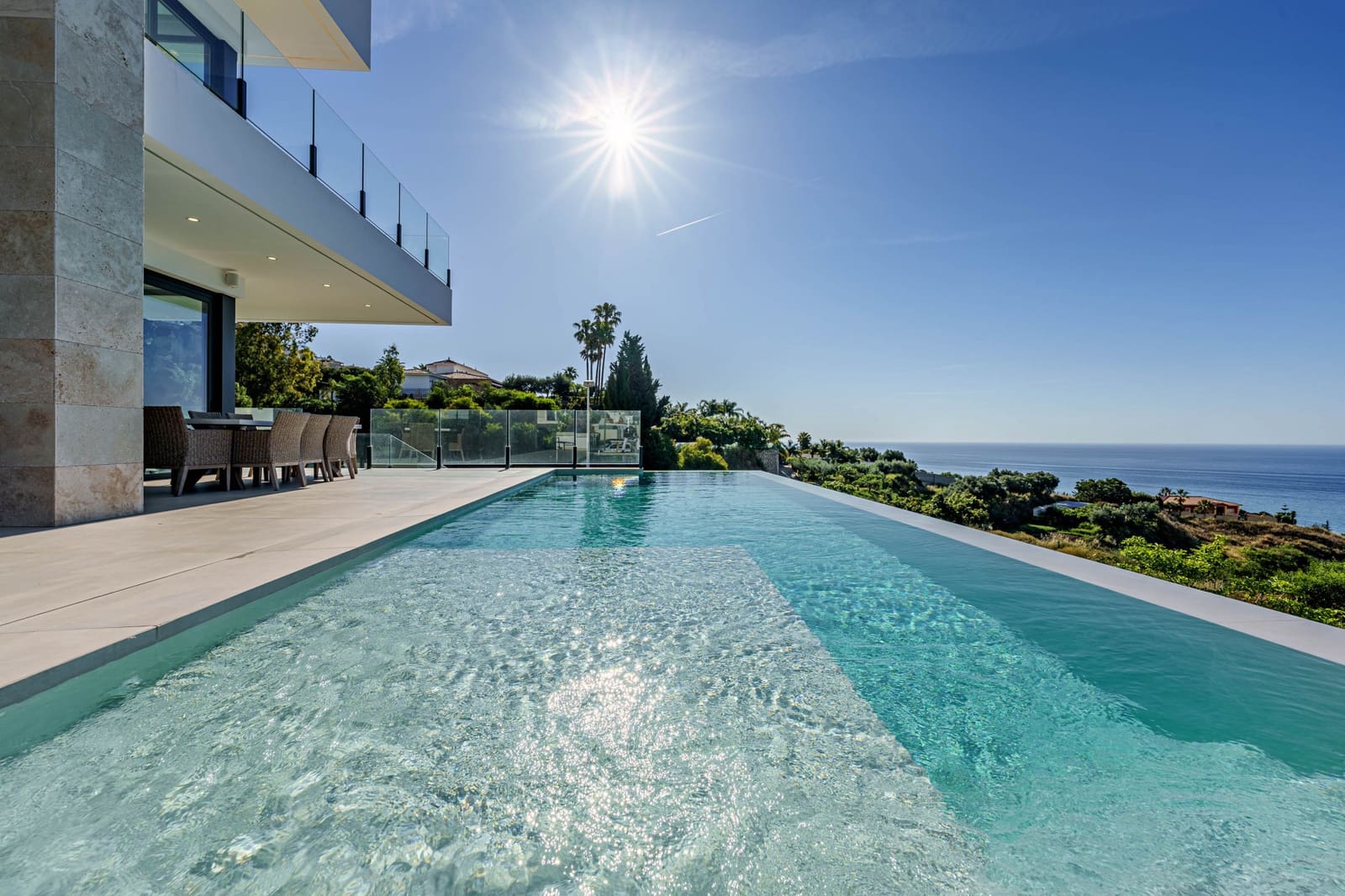 4 soverom Villa til salgs i Benalmadena Costa med svømmebasseng garasje - € 2 600 000 (Ref: 9100818)