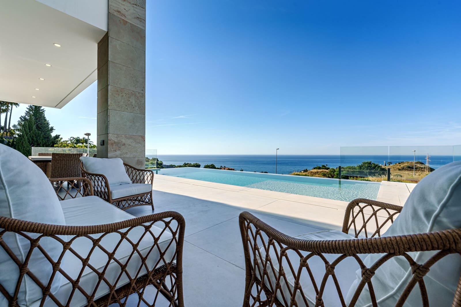 4 soverom Villa til salgs i Benalmadena Costa med svømmebasseng garasje - € 2 600 000 (Ref: 9100818)