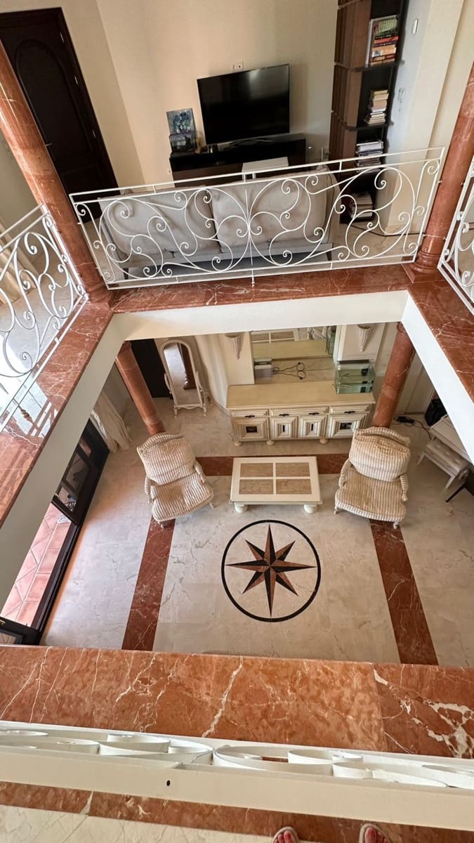 6 Zimmer Villa zu verkaufen in Marbella mit Pool Garage - 4.900.000 € (Ref: 9100822)