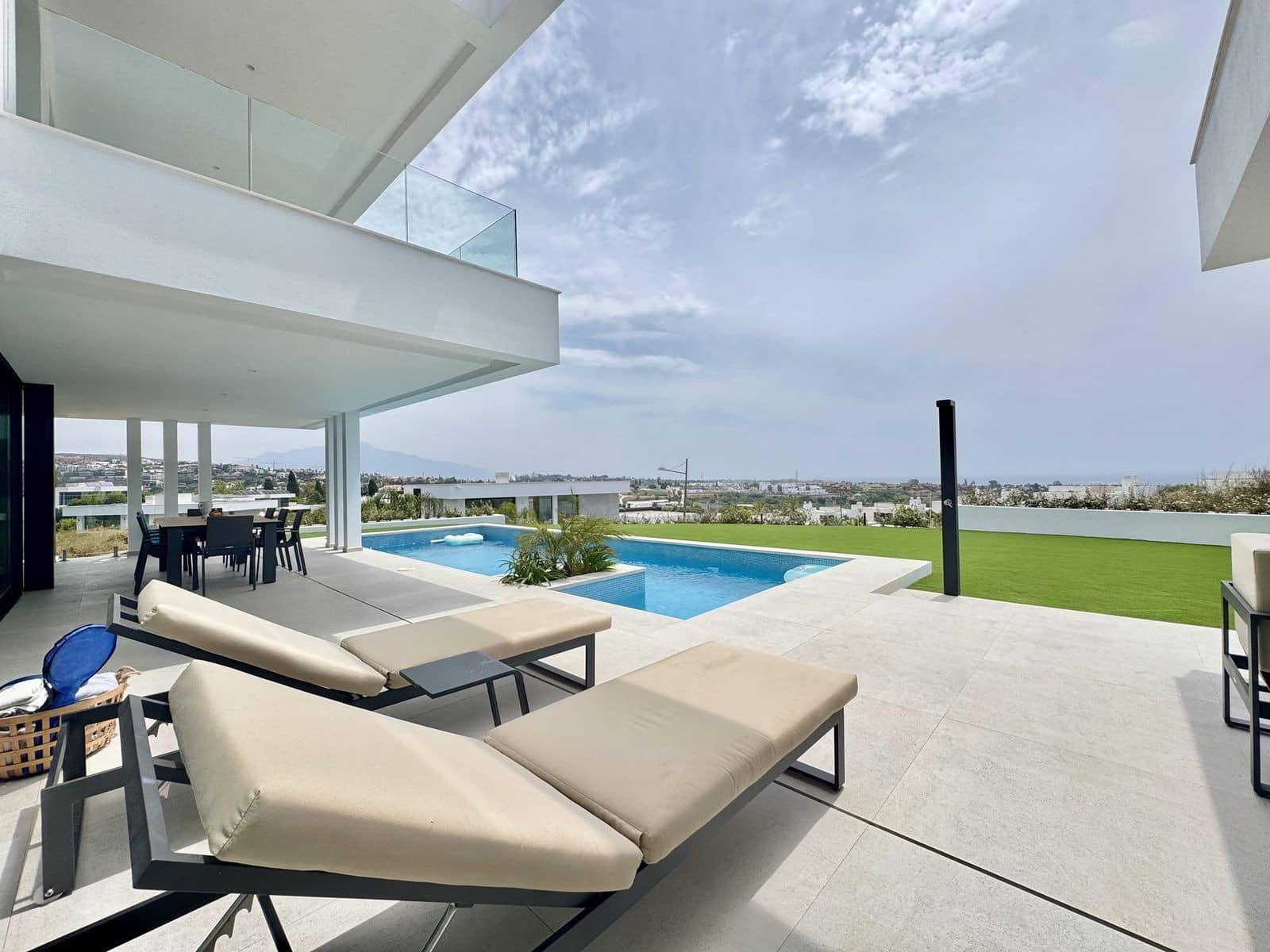 6 sypialnia Willa na sprzedaż w Cancelada z basenem garażem - 2 980 000 € (Ref: 9100823)