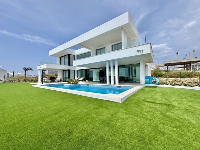 6 sypialnia Willa na sprzedaż w Cancelada, Estepona z basenem garażem - 2 980 000 € (Ref: 9100823)